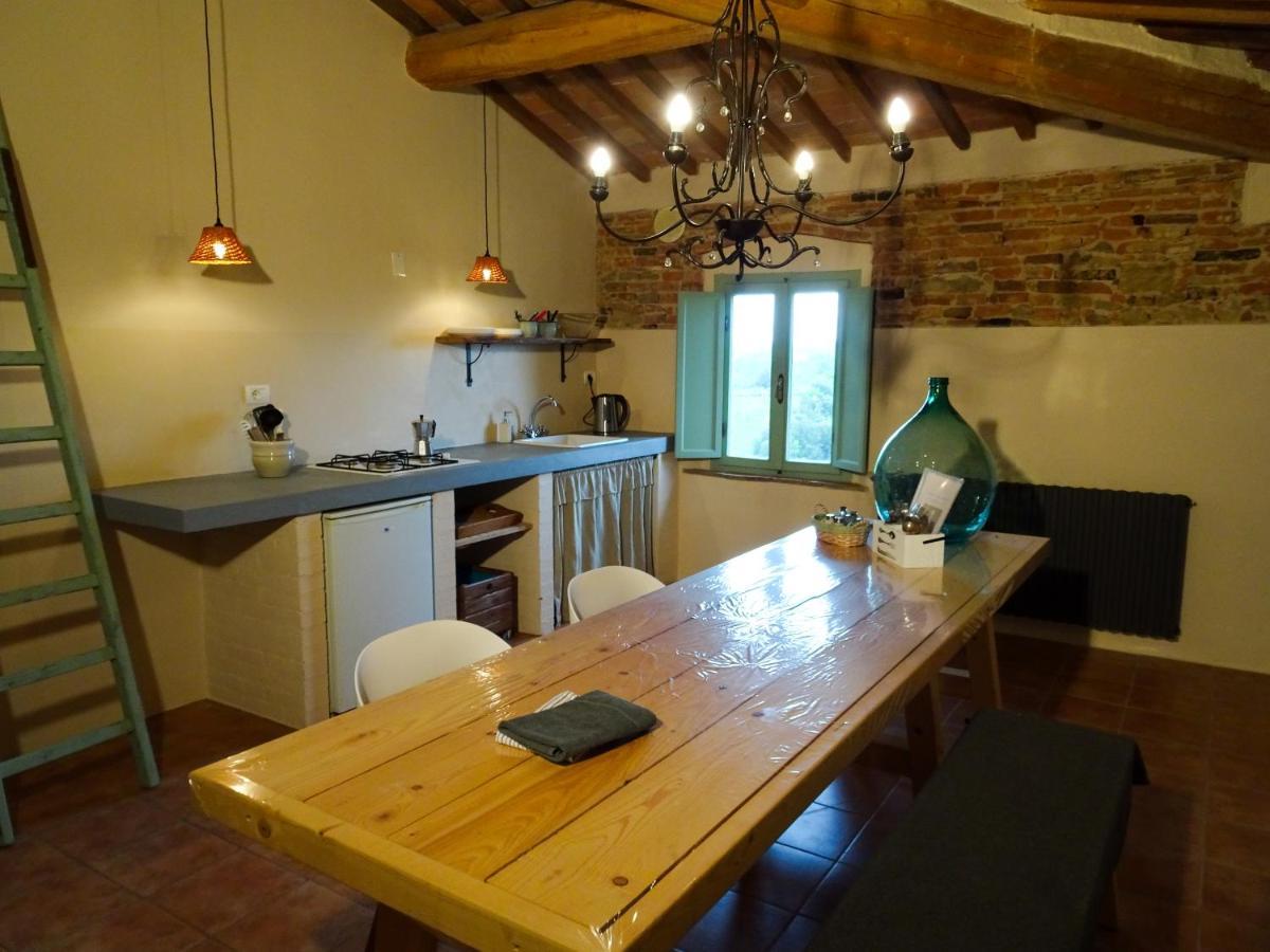 Agriturismo Anna-Rosa Legoli Bagian luar foto