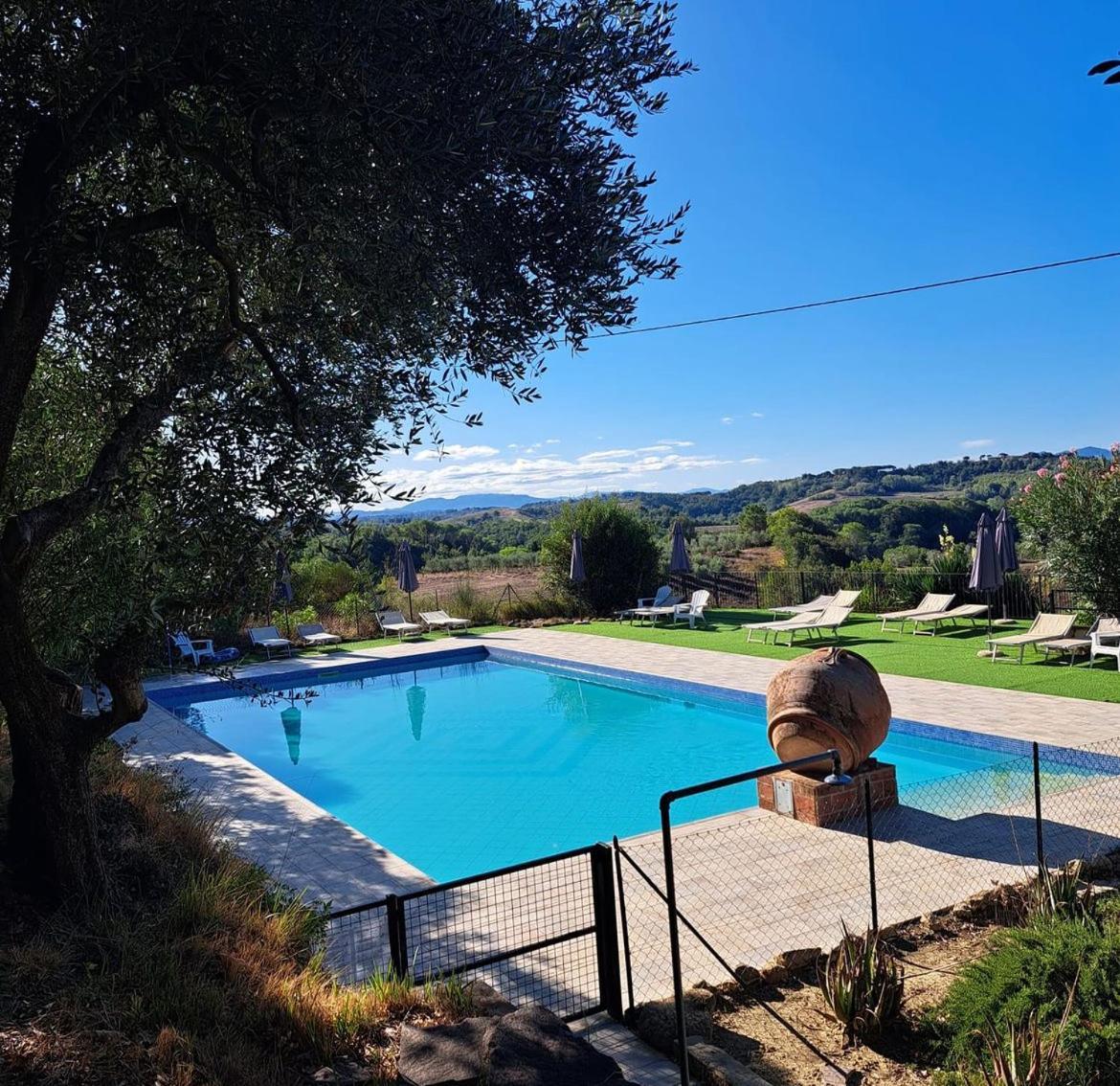 Agriturismo Anna-Rosa Legoli Bagian luar foto